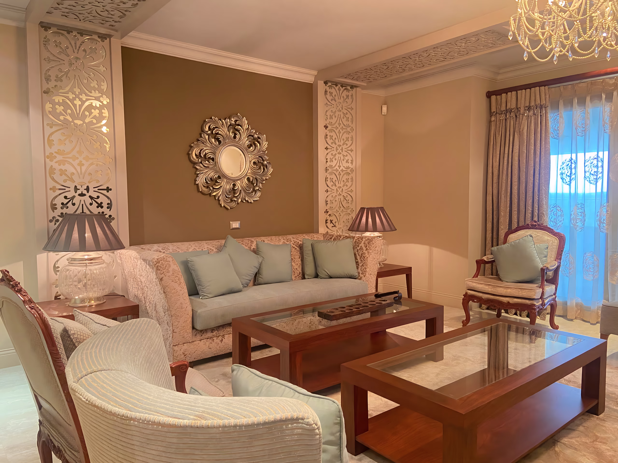 Rooms — Presidential Suite