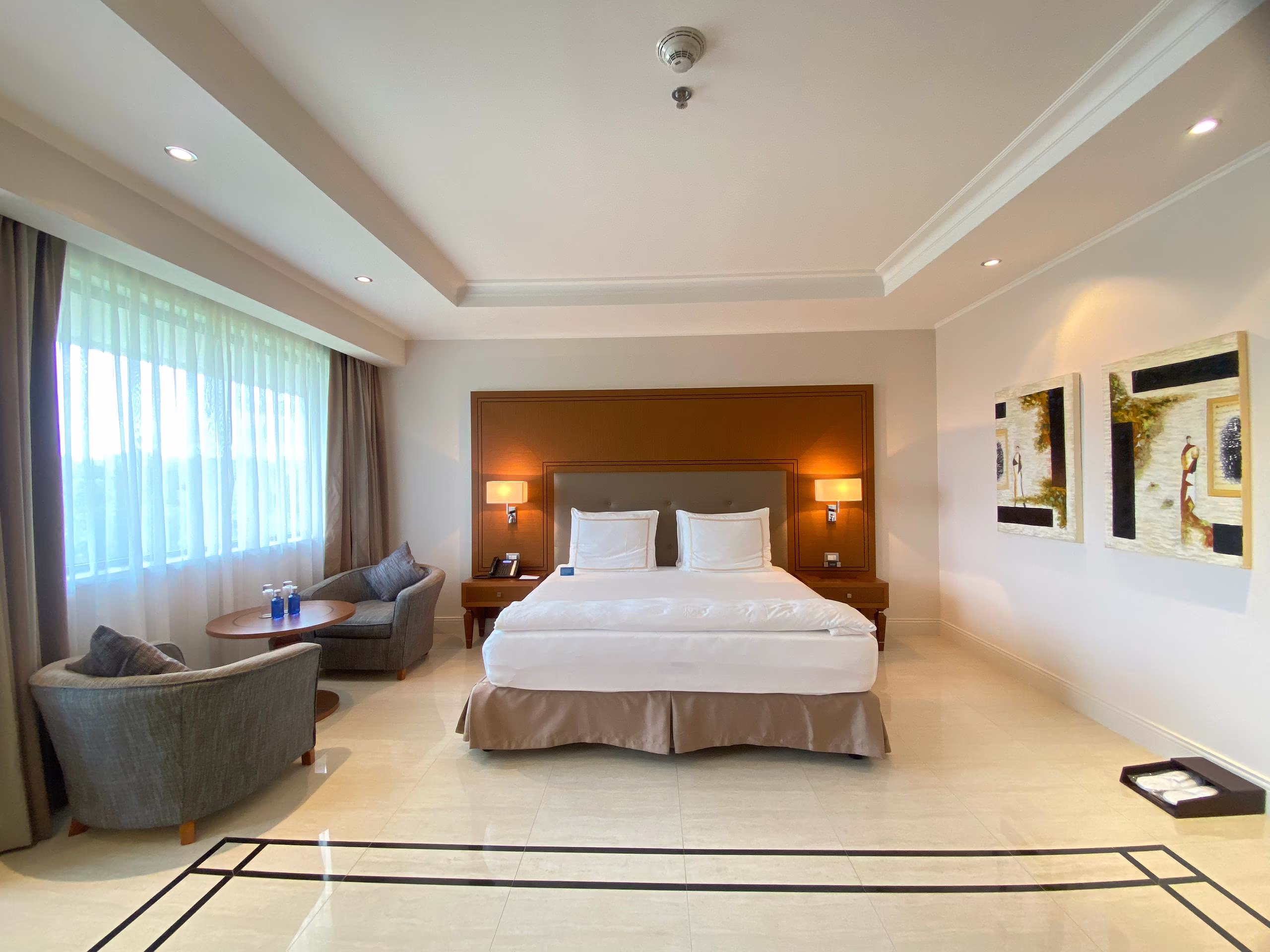 Rooms — Superior King