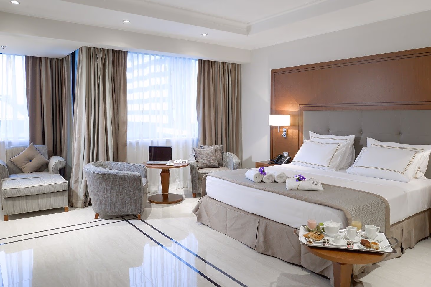 Rooms & Suites — Stay Superior Room